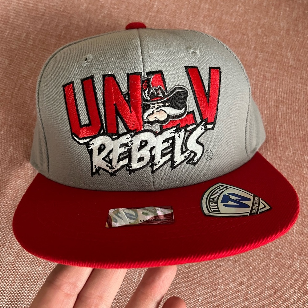 NWT UNLV Rebels adjustable hat